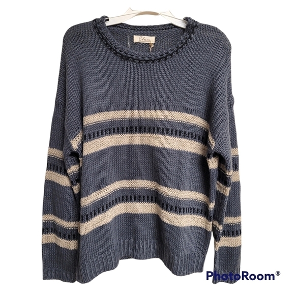 Elan grey crochet knit sweater - Picture 1 of 5